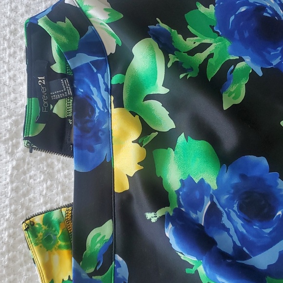 Floral Summer Skirt - Picture 3 of 3